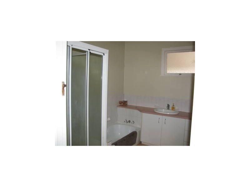 56 Dunne, Harristown QLD 4350