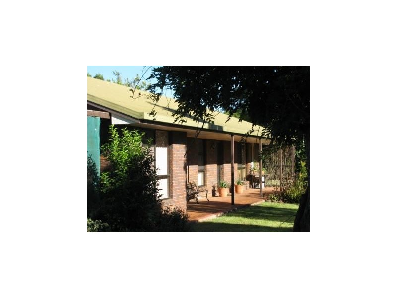 6 Bailey, Southbrook QLD 4363