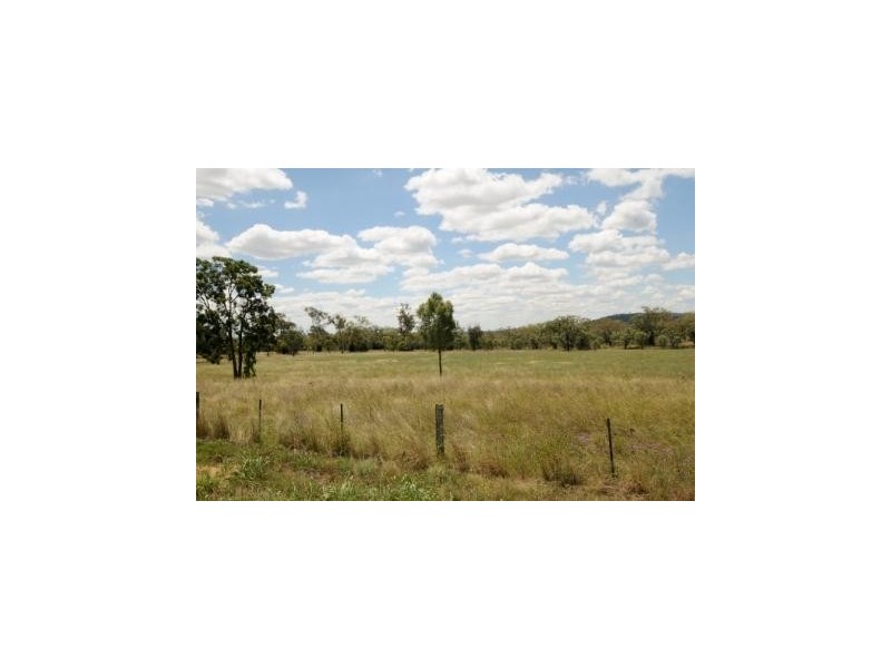 164 E Drews Rd, Westbrook QLD 4350
