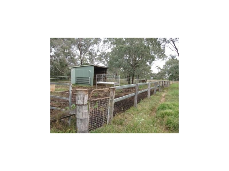 164 E Drews Rd, Westbrook QLD 4350