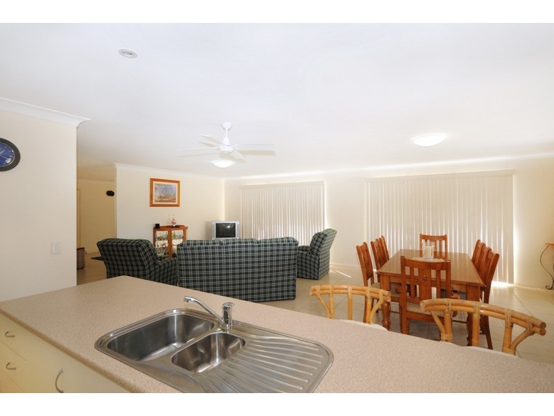 28 Wellington St, Wyreema QLD 4352