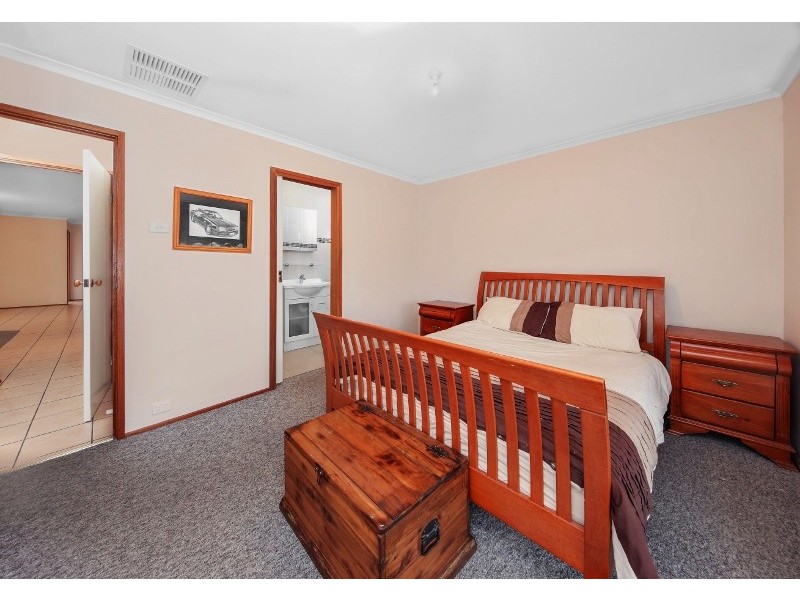 23 Casey Crescent, Calwell ACT 2905