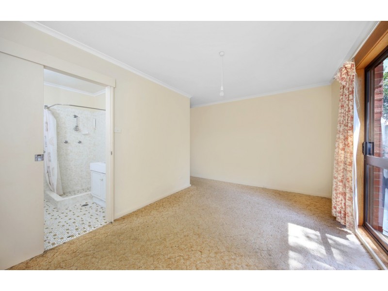 17 Lindsay Street, Narrabundah ACT 2604