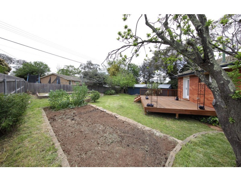 115 Eggleston Crescent, Chifley ACT 2606