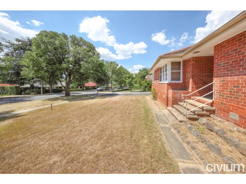 25 Barron Street, Deakin ACT 2600