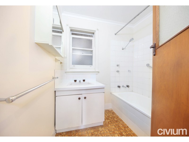 25 Barron Street, Deakin ACT 2600