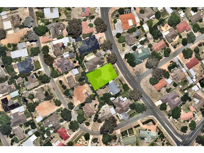 11 Throssell Street, Curtin ACT 2605