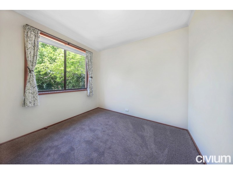 15 Falkiner Place, Macarthur ACT 2904