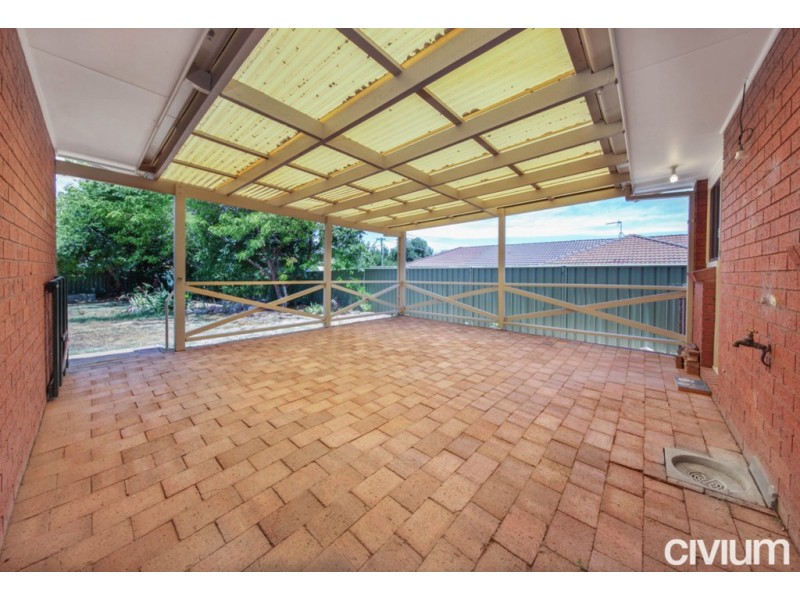 15 Falkiner Place, Macarthur ACT 2904