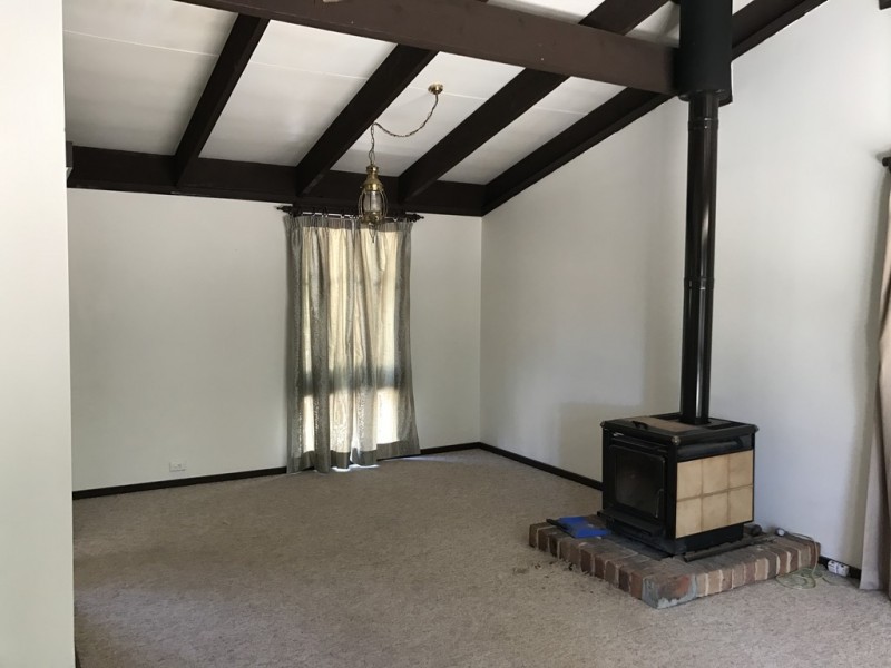 17 Shenton Crescent, Stirling ACT 2611