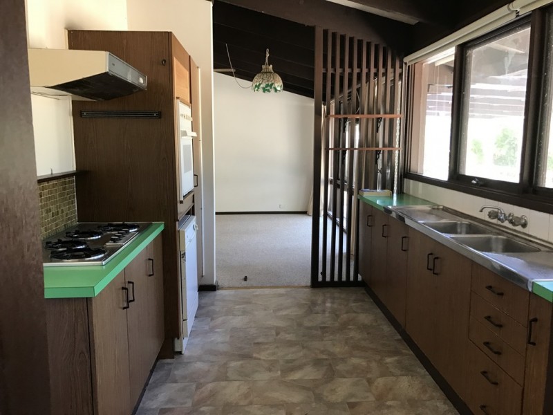 17 Shenton Crescent, Stirling ACT 2611