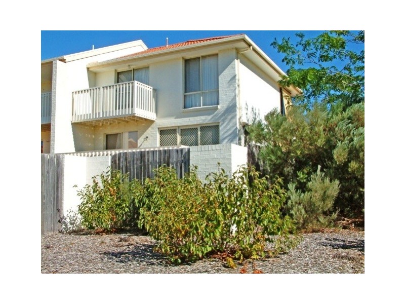17/5 Harry Hopman Circuit, Gordon ACT 2906