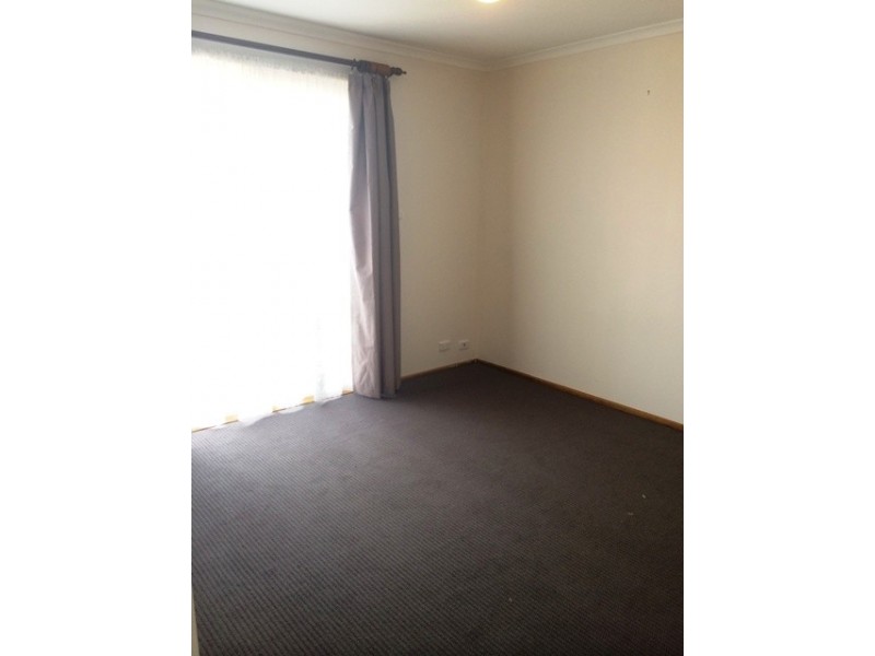 17/5 Harry Hopman Circuit, Gordon ACT 2906