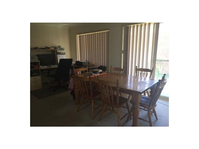 15 Dettmann Close, Isaacs ACT 2607