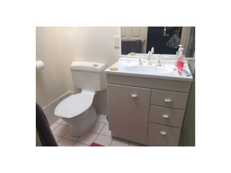 15 Dettmann Close, Isaacs ACT 2607