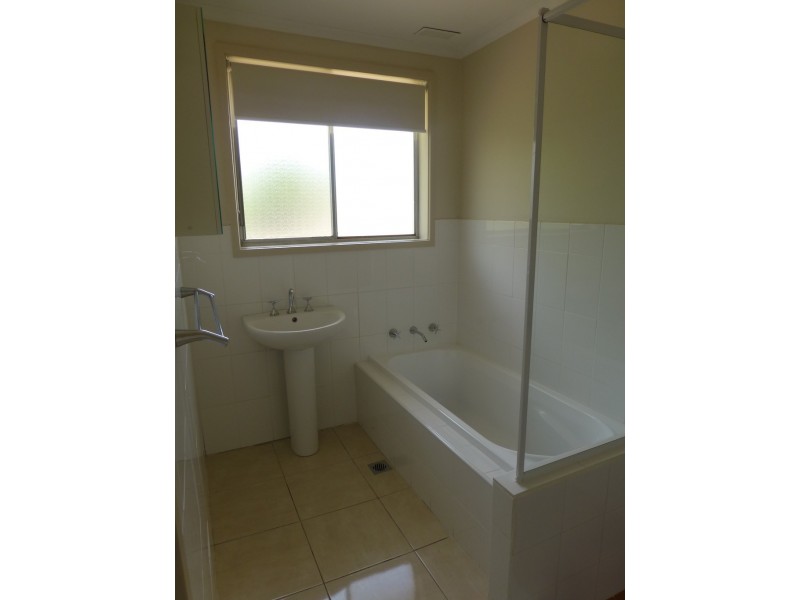 43 Nemarang Crescent, Waramanga ACT 2611