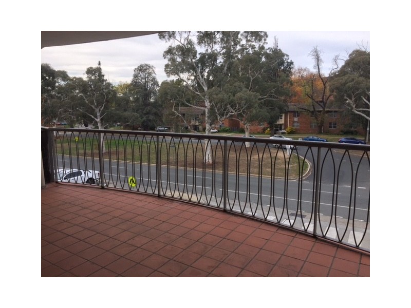 32/18 Captain Cook Crescent, Griffith ACT 2603