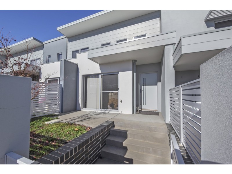 2D Avenal Street, Crace ACT 2911