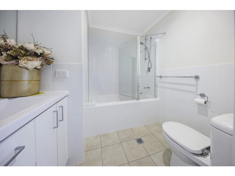 2D Avenal Street, Crace ACT 2911