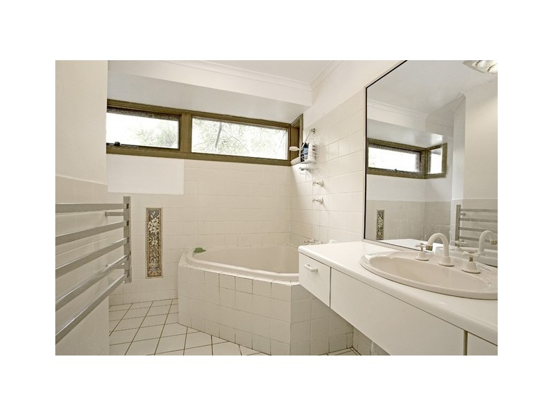 109 Hopetoun Cct, Yarralumla ACT 2600