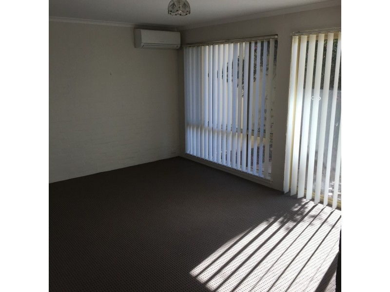 13/4 Antis Street, Phillip ACT 2606