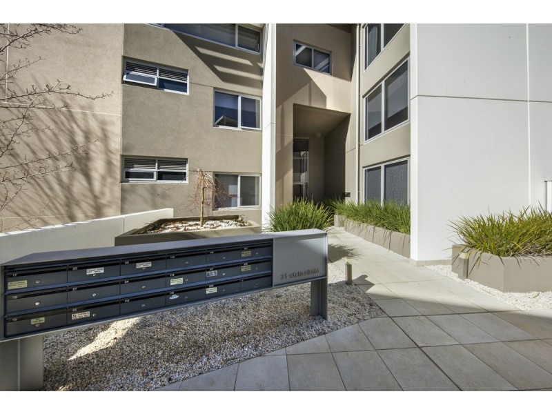 21/21 State Circle, Forrest ACT 2603
