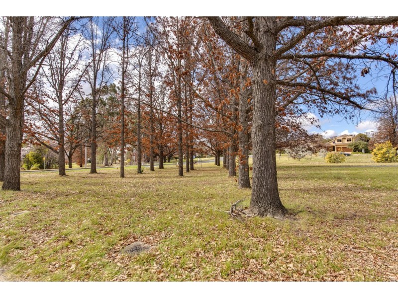 33 Weston Street, Yarralumla ACT 2600