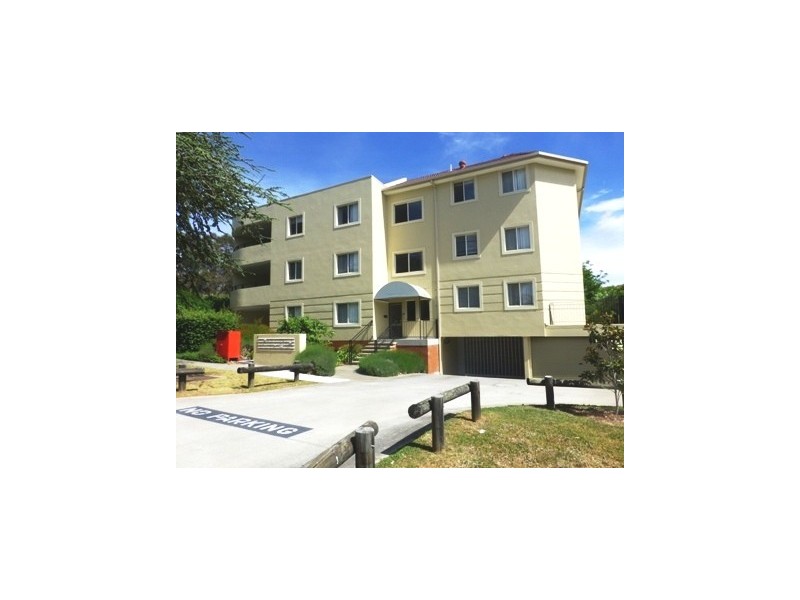 52/7 Empire Cct, Forrest ACT 2603