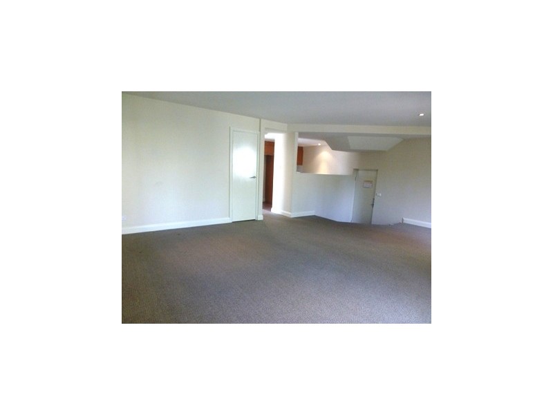52/7 Empire Cct, Forrest ACT 2603