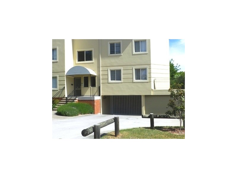 52/7 Empire Cct, Forrest ACT 2603