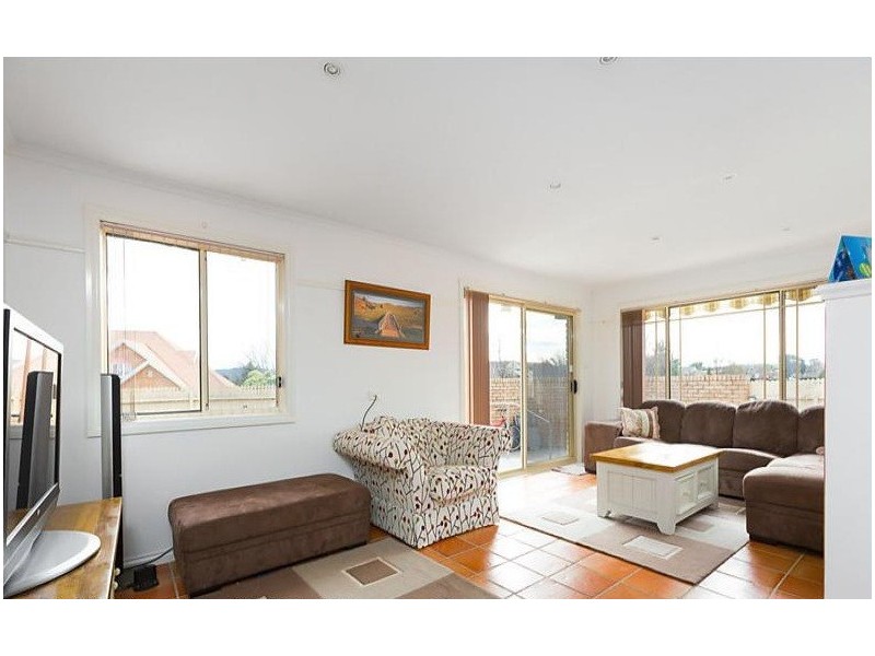9/68 Bicentennial Drive, Jerrabomberra NSW 2619