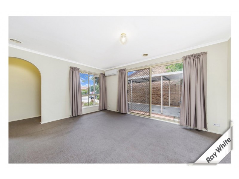 8 Burhop Close, Theodore ACT 2905