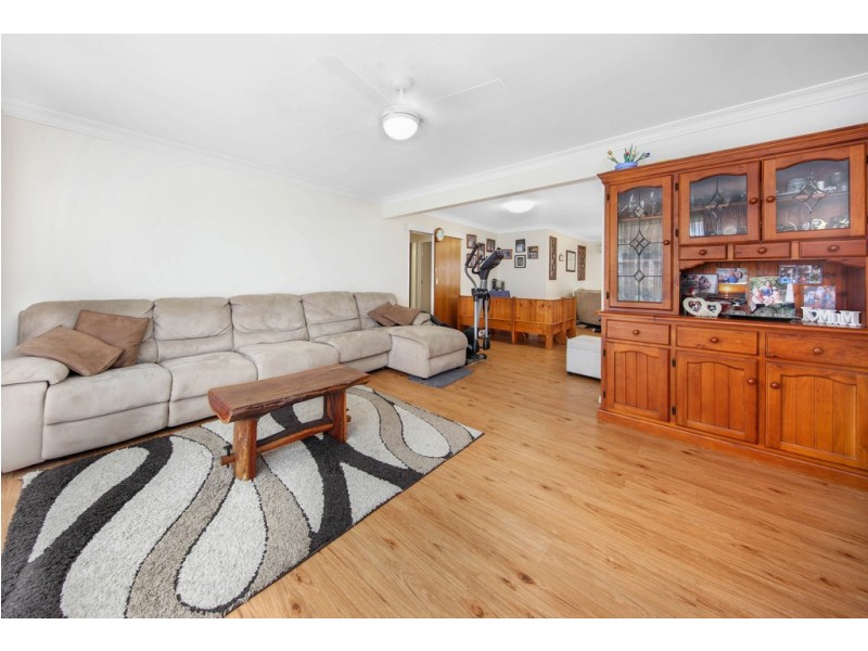 76 Eggleston Crescent, Chifley ACT 2606