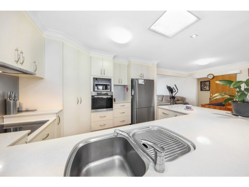 76 Eggleston Crescent, Chifley ACT 2606