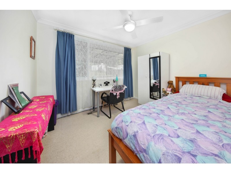 76 Eggleston Crescent, Chifley ACT 2606