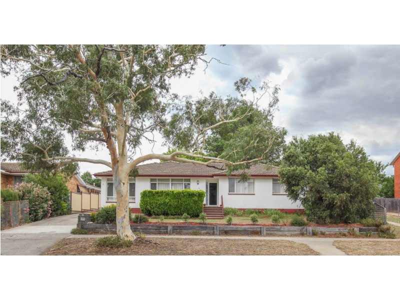 76 Eggleston Crescent, Chifley ACT 2606 Floorplan