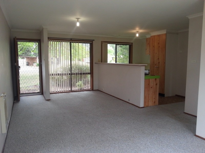 15 Camfield Place, Florey ACT 2615