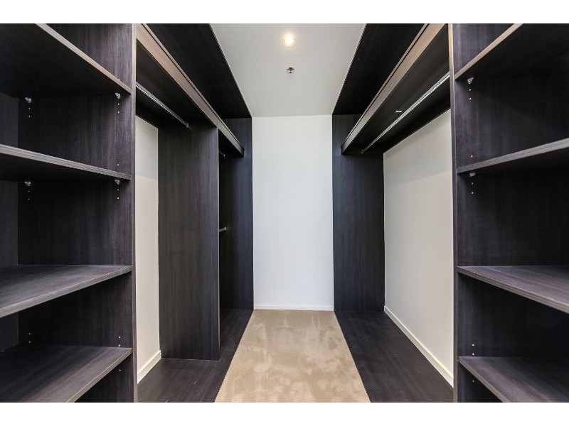 1609/240 ‘Manhattan on the Park’ Bunda Street, City ACT 2601