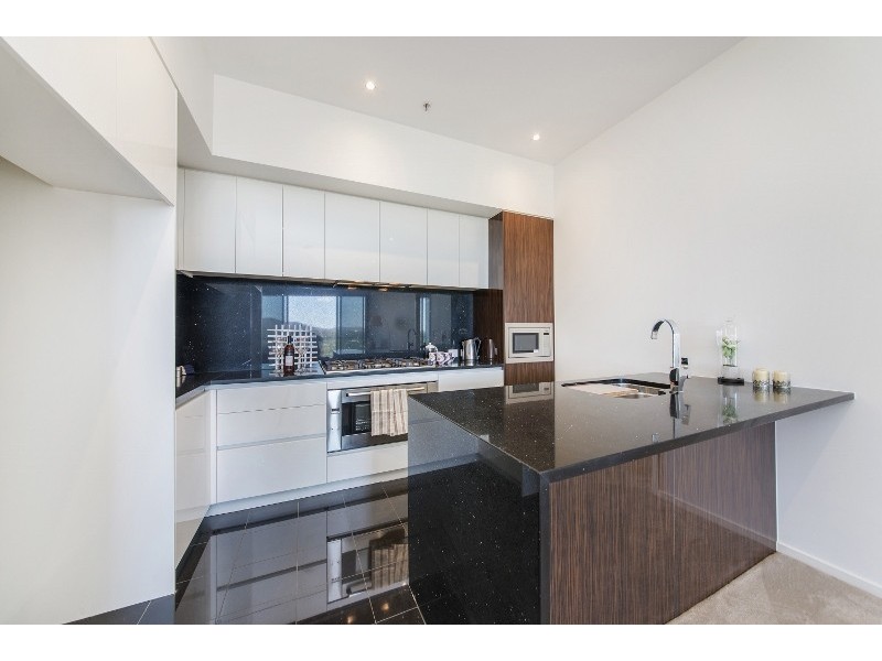 1609/240 ‘Manhattan on the Park’ Bunda Street, City ACT 2601