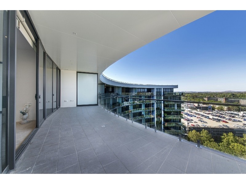 1609/240 ‘Manhattan on the Park’ Bunda Street, City ACT 2601