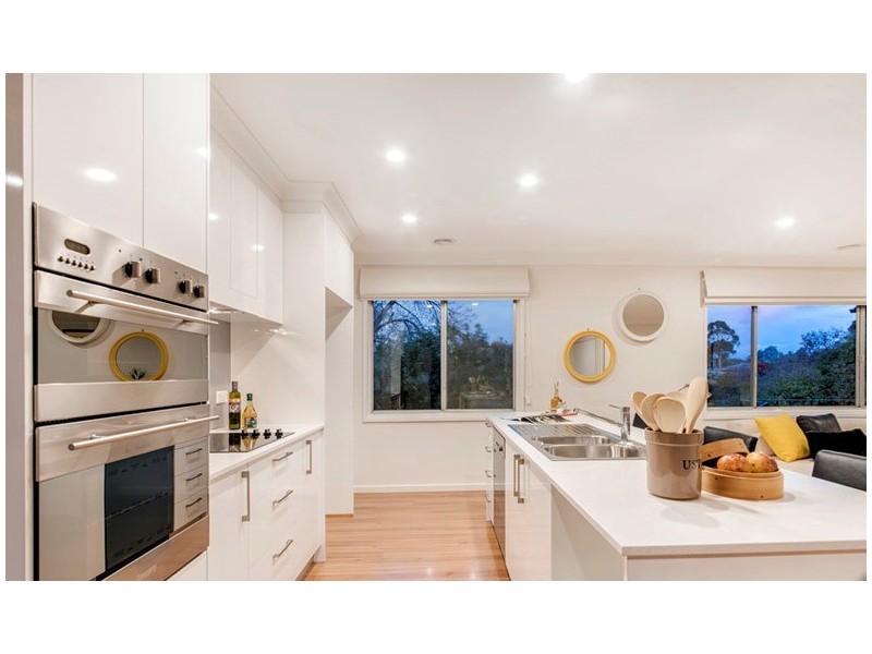 3 Whitelaw Street, Pearce ACT 2607