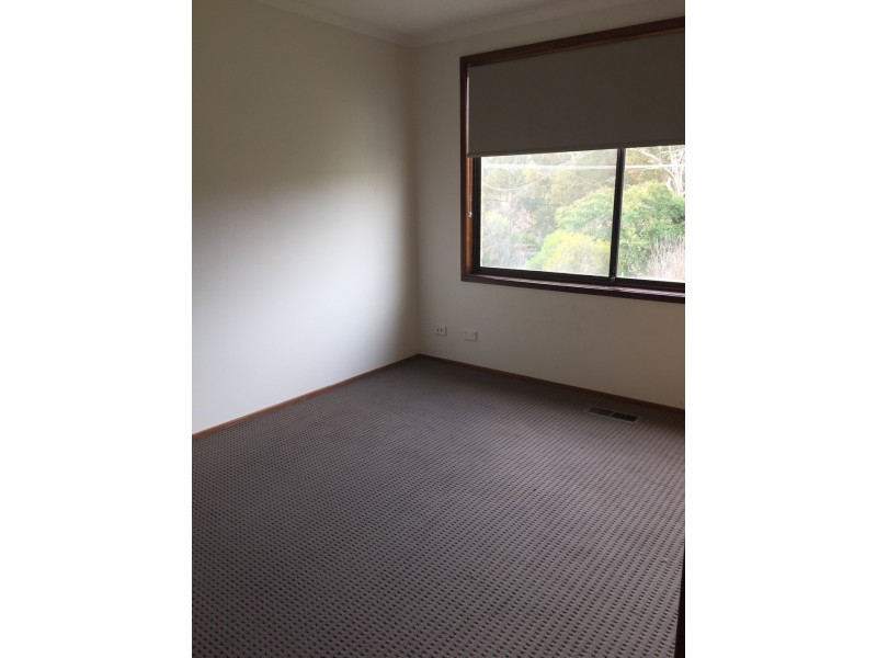 28 Beaumont Close, Chapman ACT 2611