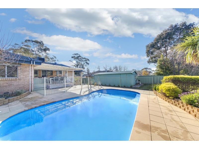 4 Fremantle Drive, Stirling ACT 2611