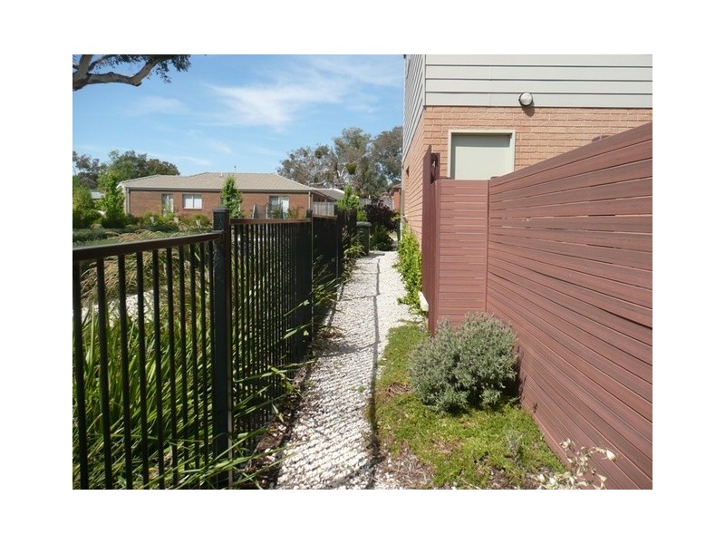 1/428 Antill Street, Watson ACT 2602