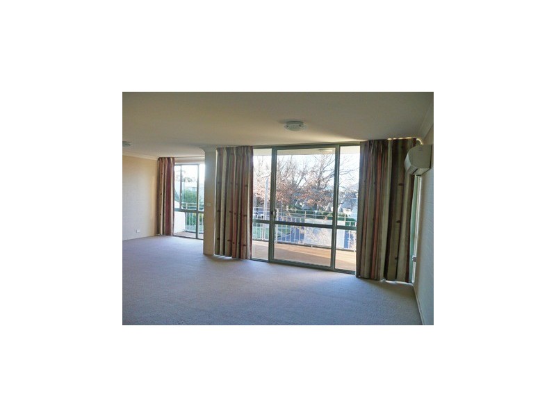 15/12 Howitt Street, Kingston ACT 2604