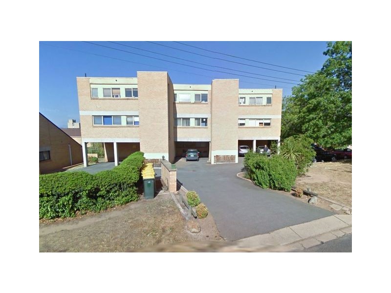 8/1 Garran Place, Garran ACT 2605