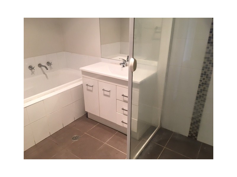 92 Oodgeroo Avenue, Franklin ACT 2913