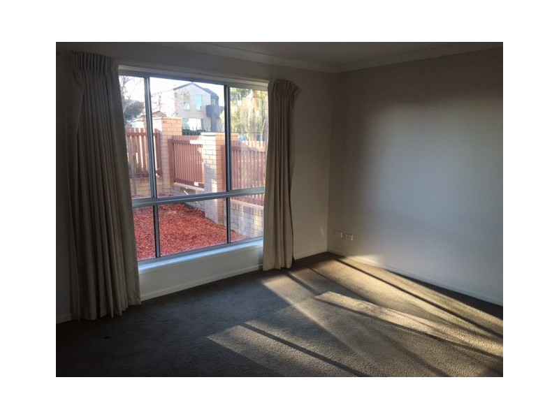 92 Oodgeroo Avenue, Franklin ACT 2913
