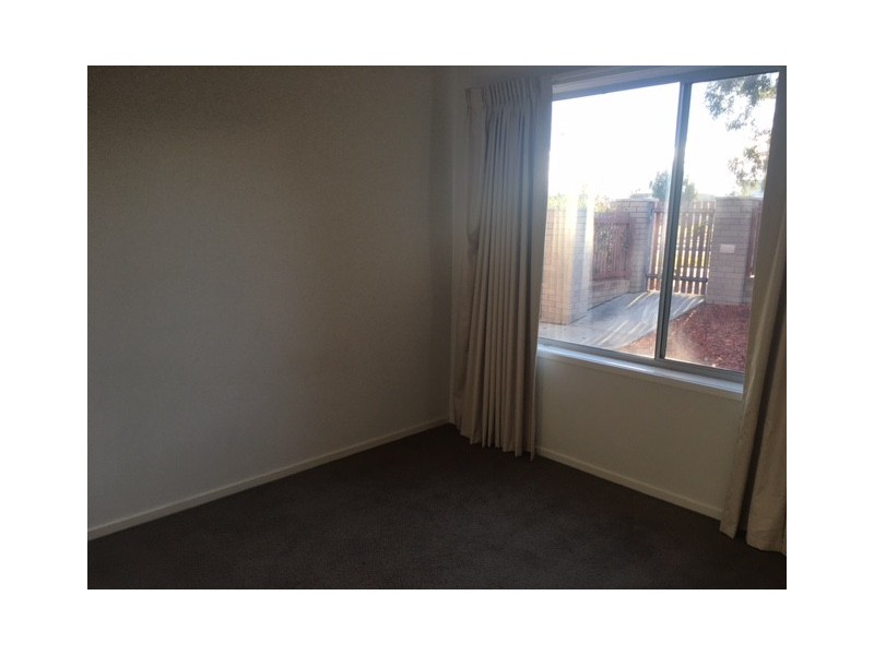 92 Oodgeroo Avenue, Franklin ACT 2913