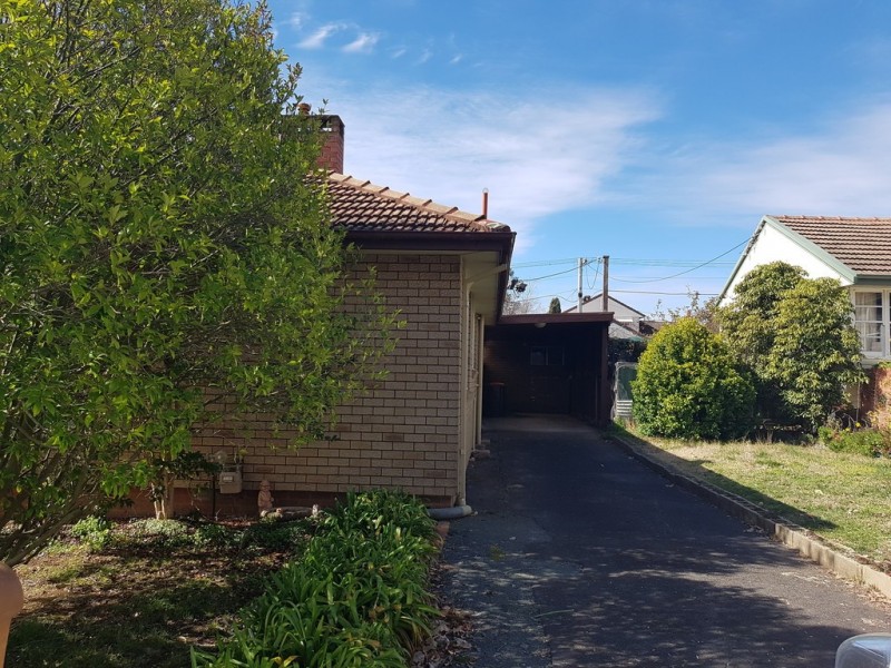 67 Stradbroke Street, Deakin ACT 2600